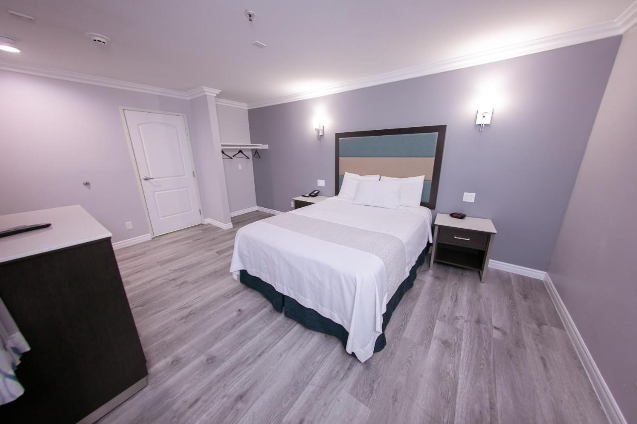 Travelodge Inn & Suites By Wyndham West Covina Eksteriør bilde