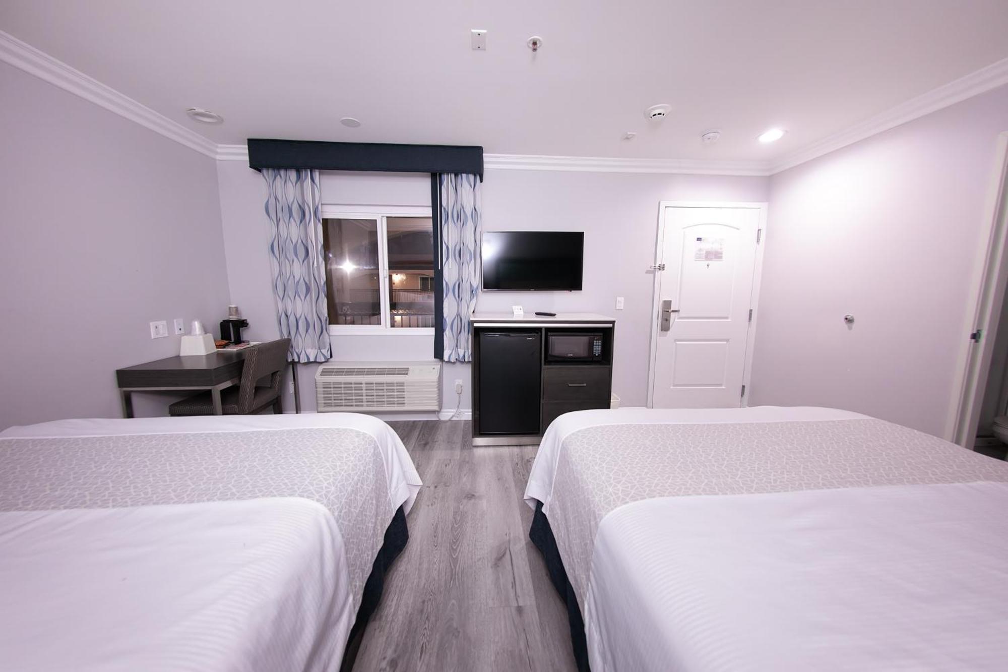 Travelodge Inn & Suites By Wyndham West Covina Rom bilde